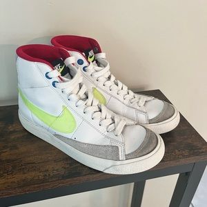 Nike Blazer Mid '77 Big Kids' Shoes size 4.5